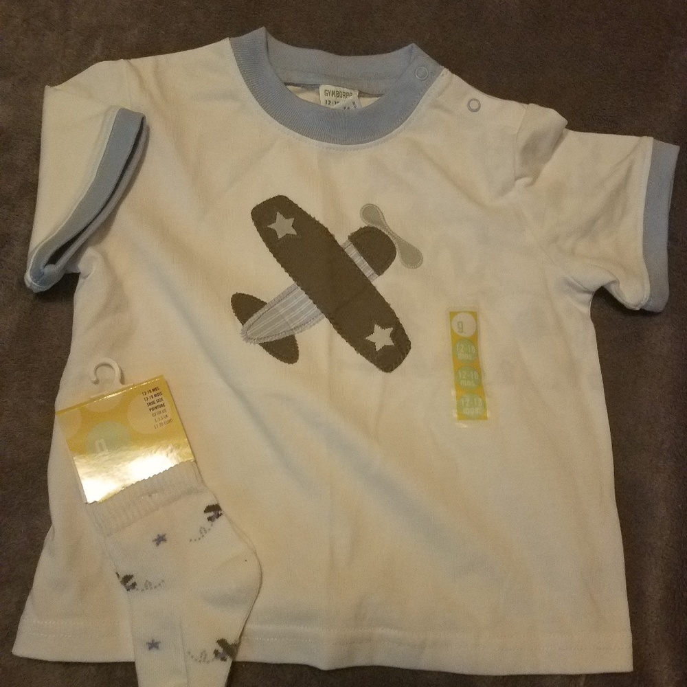 12-18 Month Airplane Short-Sleeved Tee & Socks